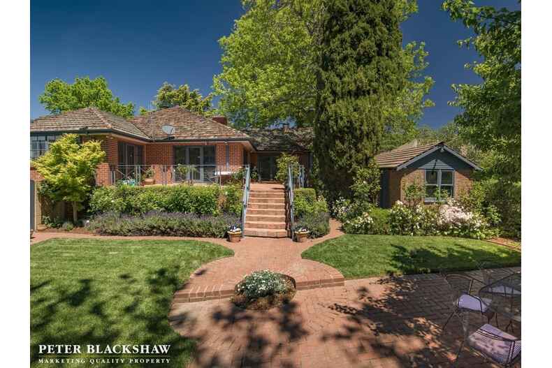 17 Babbage Crescent Griffith 17 Babbage Crescent Griffith