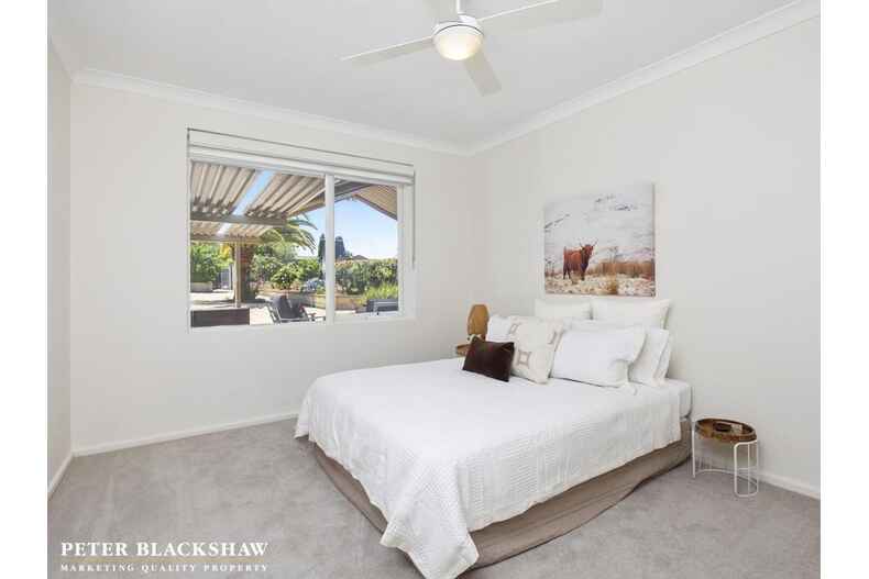 43 Bainton Crescent Melba 43 Bainton Crescent Melba