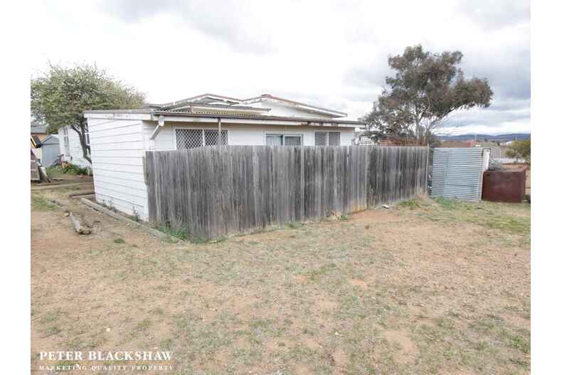 25A Crest Road Queanbeyan