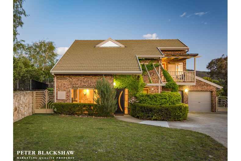 23 Dobell Circuit Conder