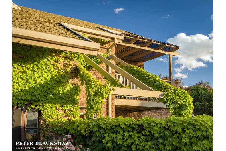 23 Dobell Circuit Conder