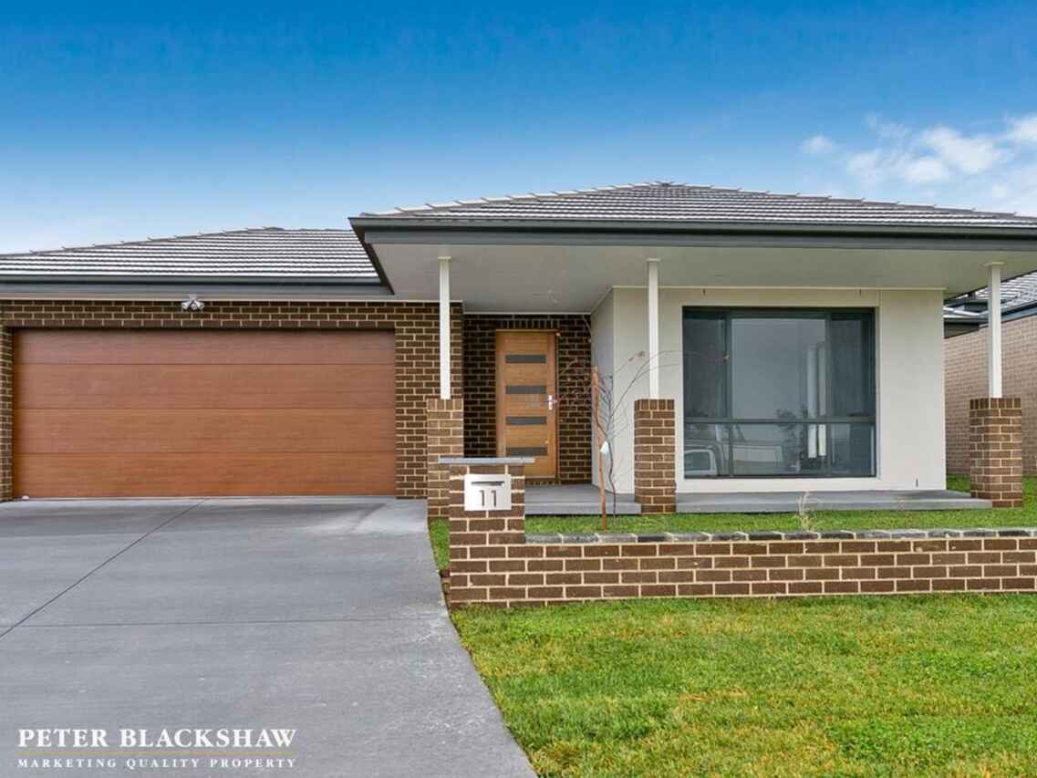 11 Fowlie Terrace Googong