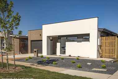 85 Lionel Rose Street Holt