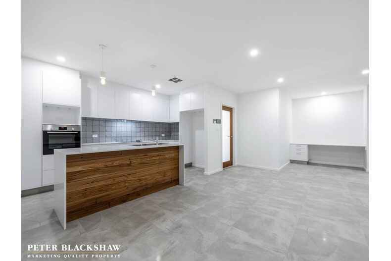 85 Lionel Rose Street Holt 85 Lionel Rose Street Holt