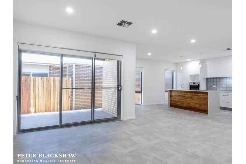 85 Lionel Rose Street Holt 85 Lionel Rose Street Holt