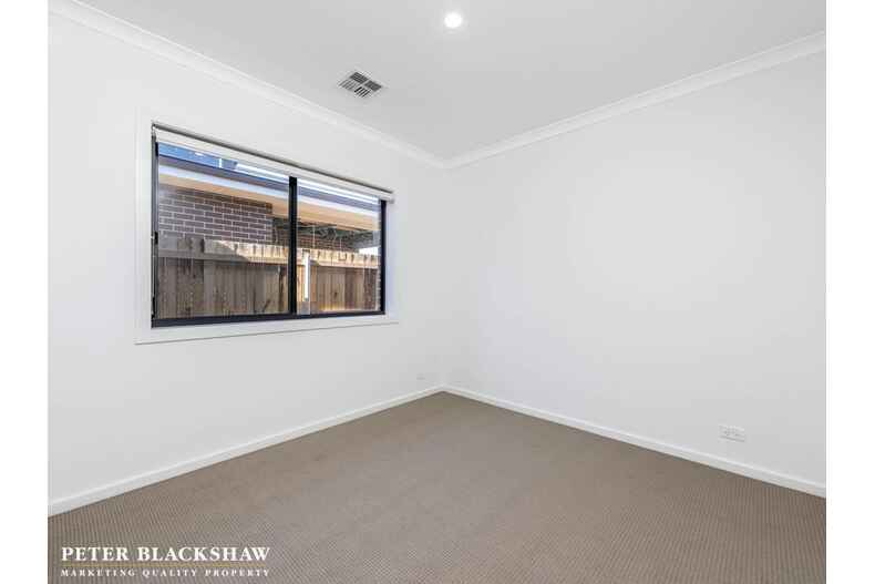 85 Lionel Rose Street Holt 85 Lionel Rose Street Holt