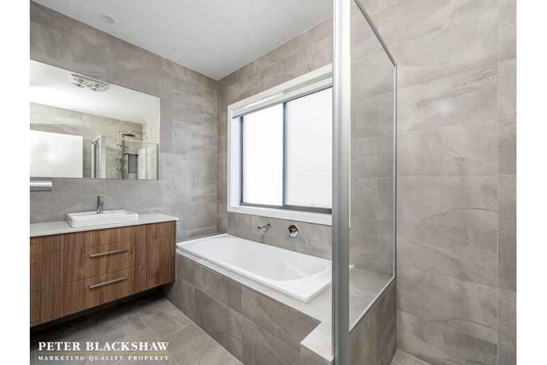 85 Lionel Rose Street Holt 85 Lionel Rose Street Holt