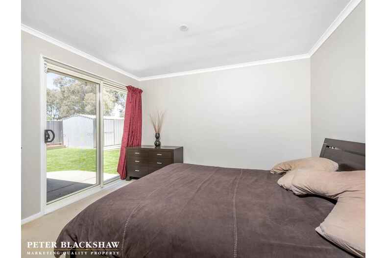 37 Pedrail Place Dunlop 37 Pedrail Place Dunlop