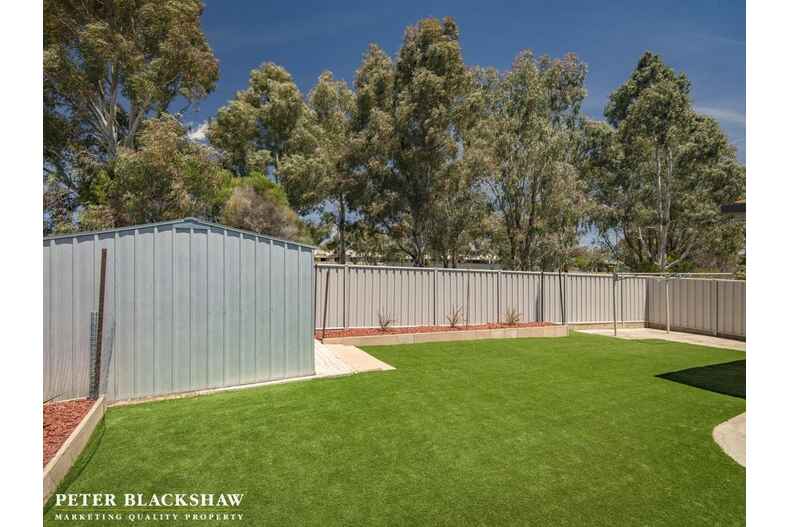 37 Pedrail Place Dunlop 37 Pedrail Place Dunlop