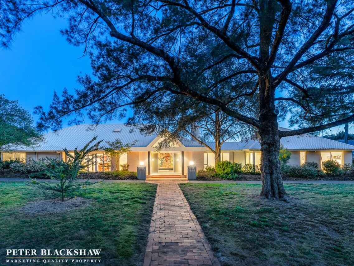 29 Bass Gardens Griffith