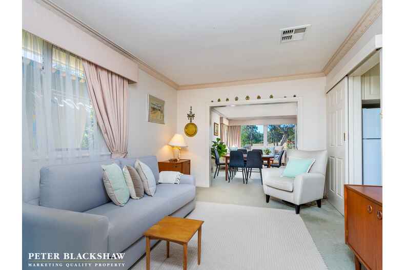 44 Waller Crescent Campbell