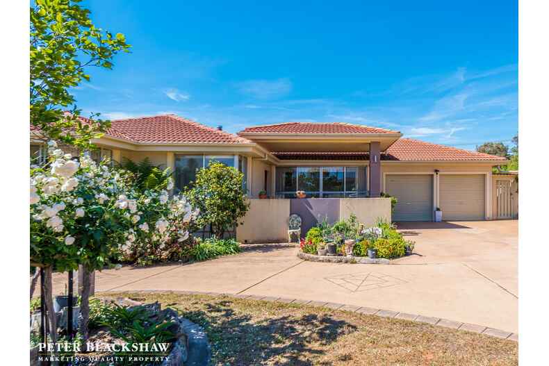 37 McCubbin Street Weston