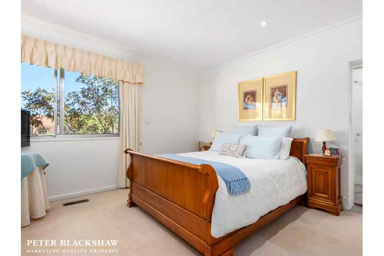 37 McCubbin Street Weston 37 McCubbin Street Weston