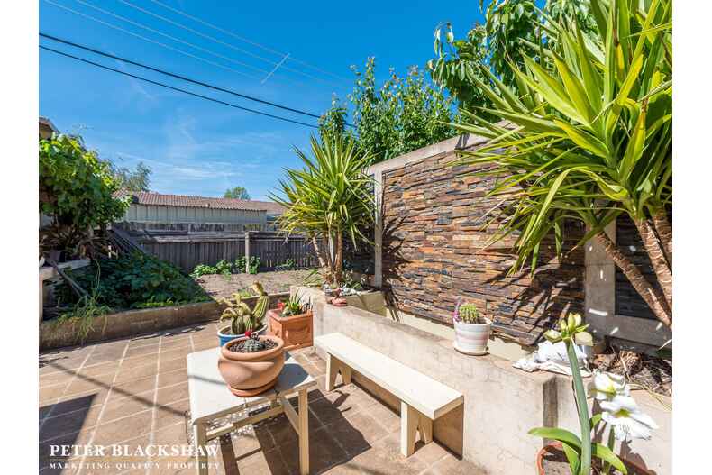 37 McCubbin Street Weston 37 McCubbin Street Weston