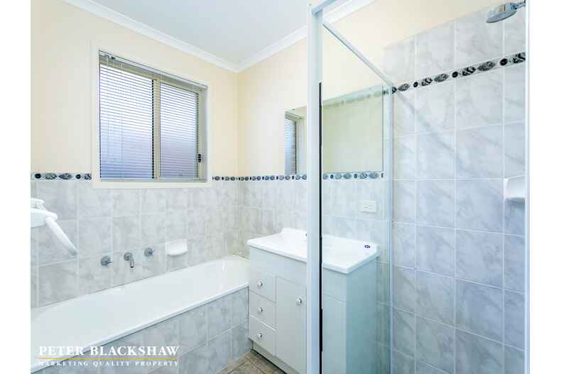 13 Cockatoo Close Nicholls 13 Cockatoo Close Nicholls