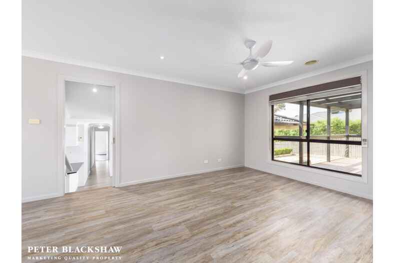 6 Olive Pink Crescent Banks 6 Olive Pink Crescent Banks