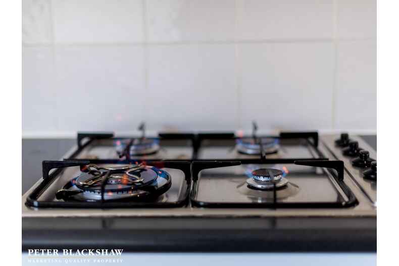 6 Olive Pink Crescent Banks 6 Olive Pink Crescent Banks