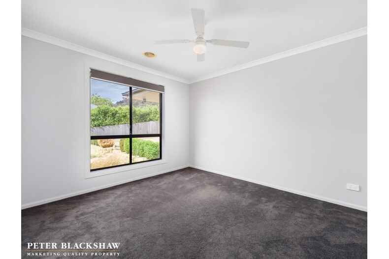 6 Olive Pink Crescent Banks 6 Olive Pink Crescent Banks