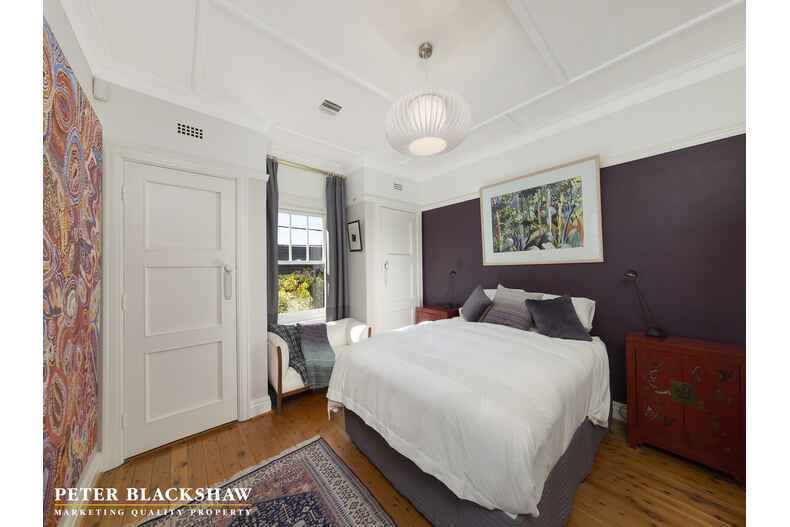 18 Dampier Crescent Forrest 18 Dampier Crescent Forrest