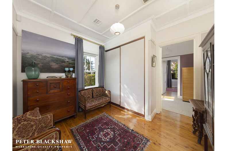 18 Dampier Crescent Forrest 18 Dampier Crescent Forrest