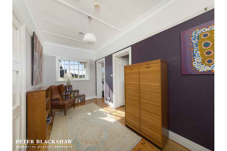 18 Dampier Crescent Forrest 18 Dampier Crescent Forrest