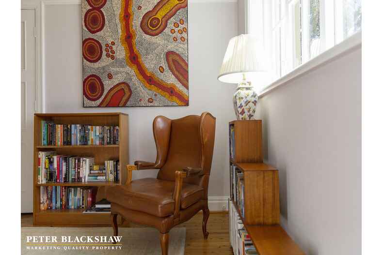 18 Dampier Crescent Forrest 18 Dampier Crescent Forrest