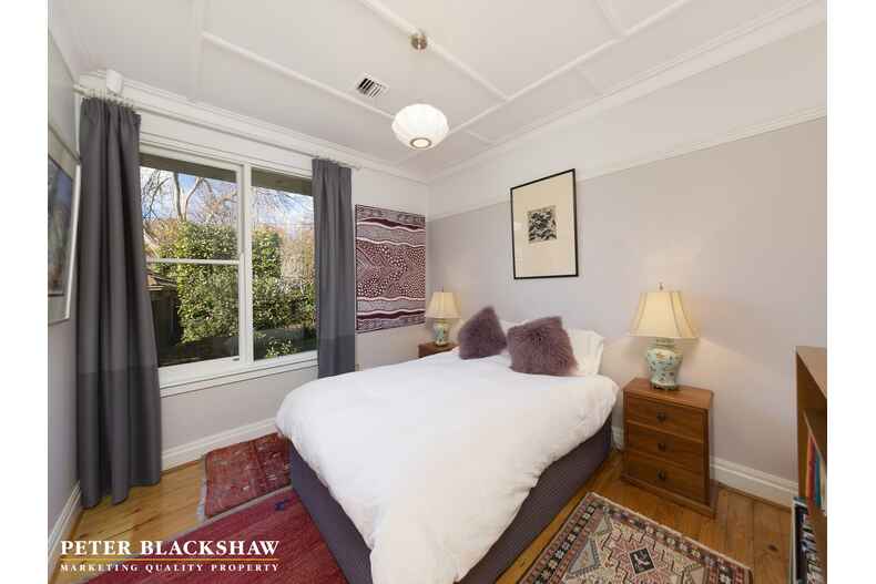 18 Dampier Crescent Forrest 18 Dampier Crescent Forrest