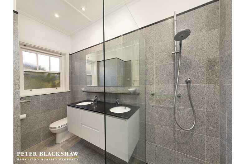 18 Dampier Crescent Forrest 18 Dampier Crescent Forrest