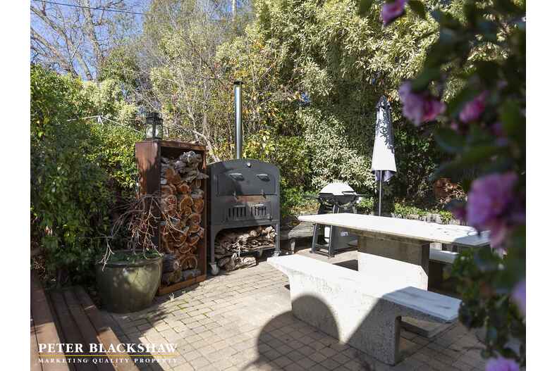 18 Dampier Crescent Forrest 18 Dampier Crescent Forrest