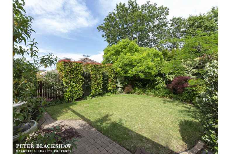 18 Dampier Crescent Forrest 18 Dampier Crescent Forrest