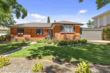 4 Blakely Row Yarralumla