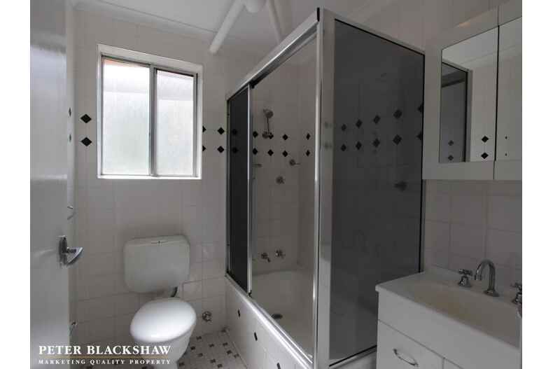 1/2 Crest Road Queanbeyan