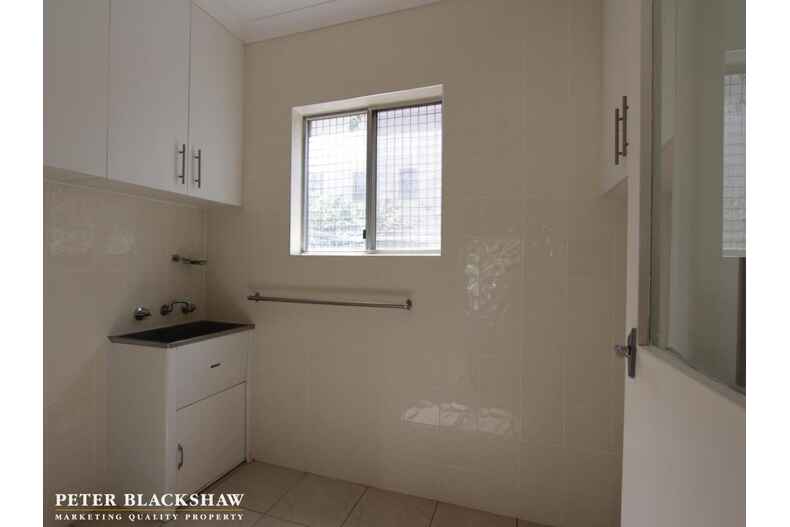 1/2 Crest Road Queanbeyan