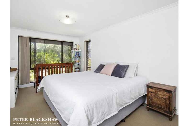 82A Crest Park Parade Queanbeyan West 82A Crest Park Parade Queanbeyan West