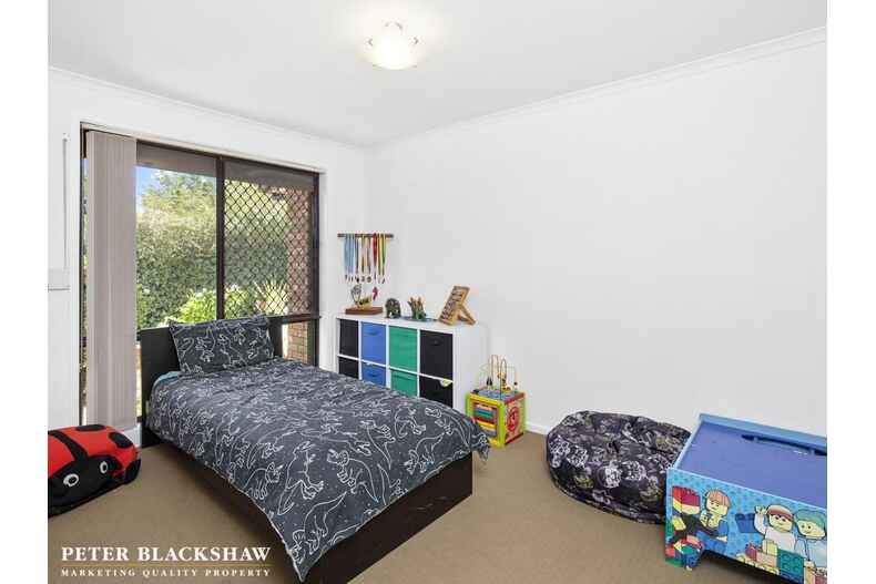 82A Crest Park Parade Queanbeyan West 82A Crest Park Parade Queanbeyan West