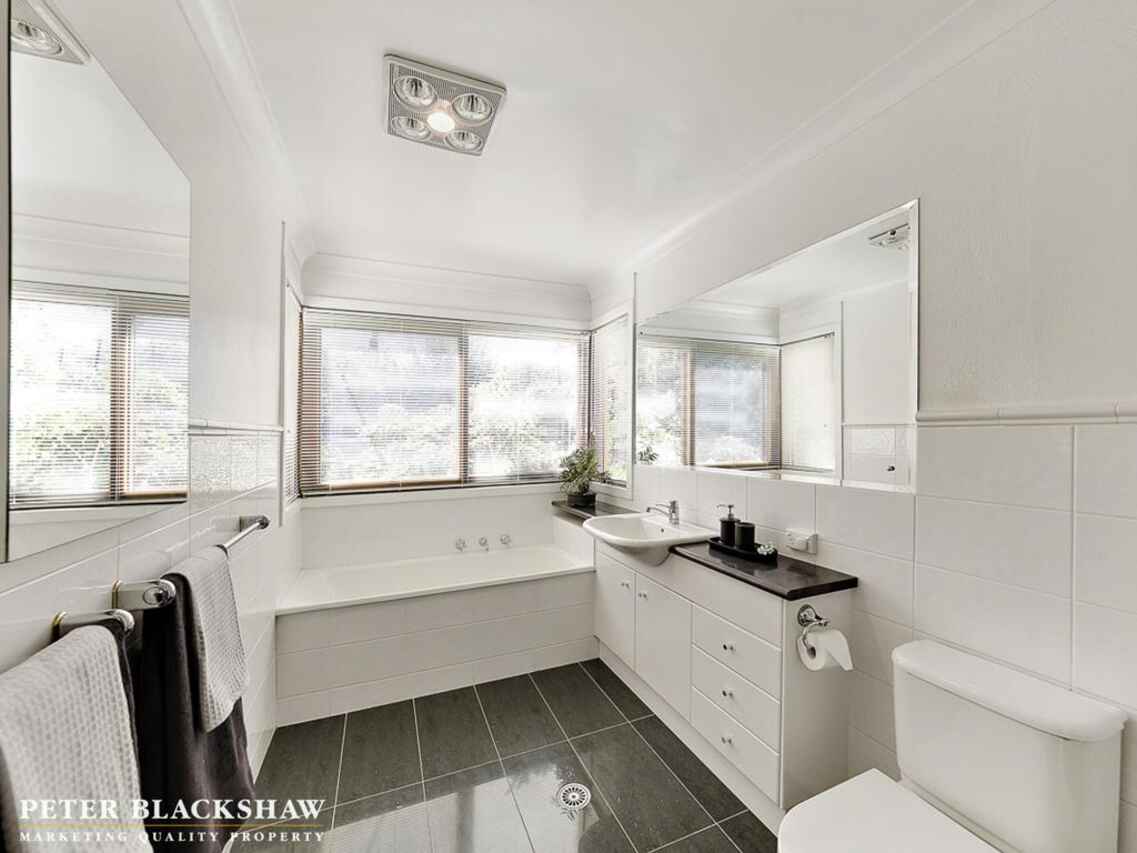 13 Beauchamp Street Deakin