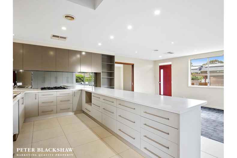 8 Dobie Place Macgregor 8 Dobie Place Macgregor