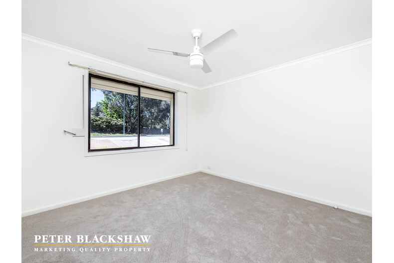 35 Livingston Avenue Kambah 35 Livingston Avenue Kambah