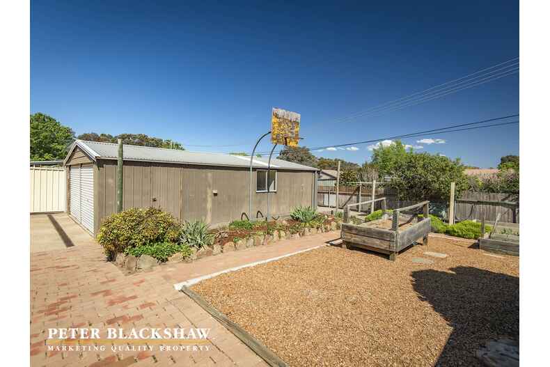 35 Livingston Avenue Kambah 35 Livingston Avenue Kambah