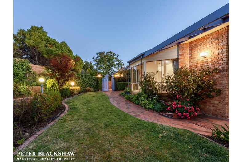 5 Arrellah Place O'Malley 5 Arrellah Place O'Malley
