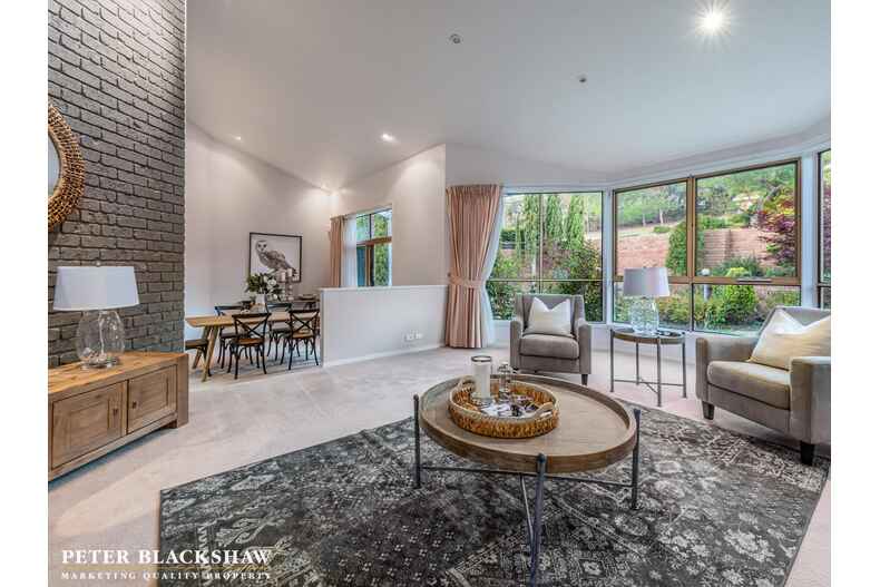5 Arrellah Place O'Malley 5 Arrellah Place O'Malley
