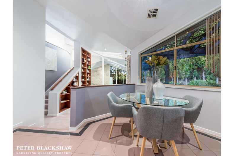 5 Arrellah Place O'Malley 5 Arrellah Place O'Malley