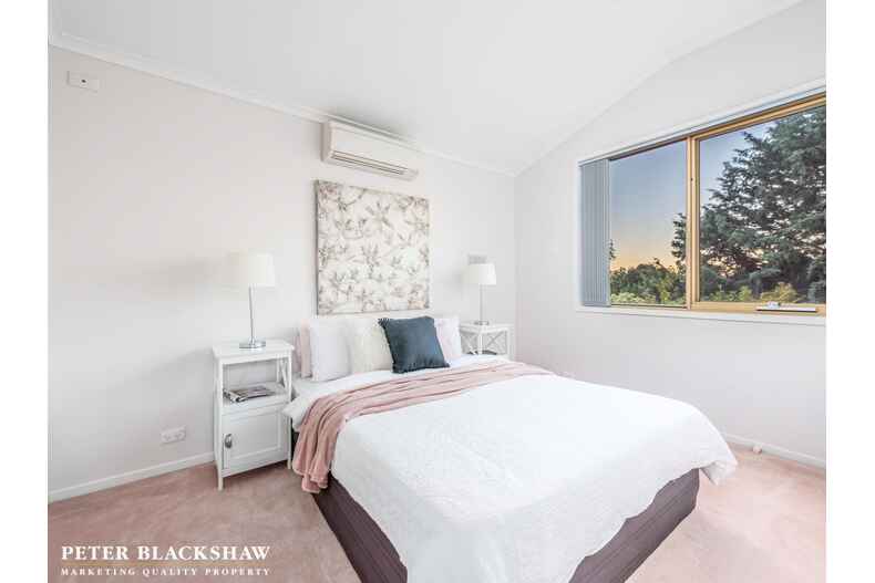 5 Arrellah Place O'Malley 5 Arrellah Place O'Malley