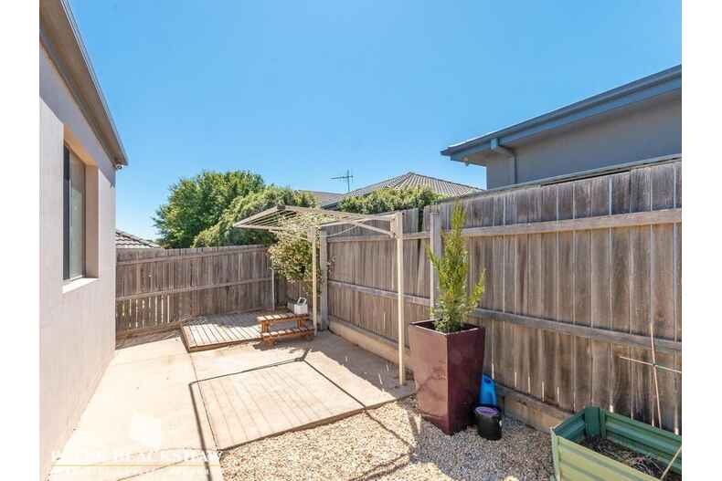 32 Anchorage Street Harrison 32 Anchorage Street Harrison