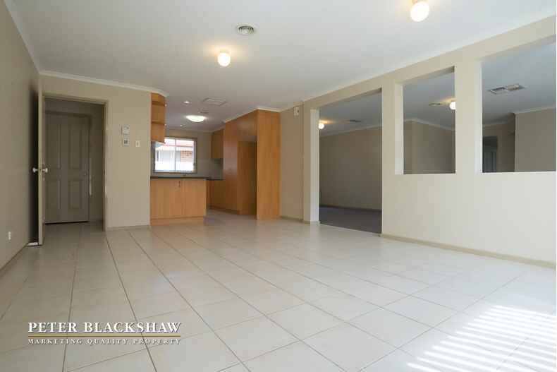 28 Ian Potter Crescent Gungahlin