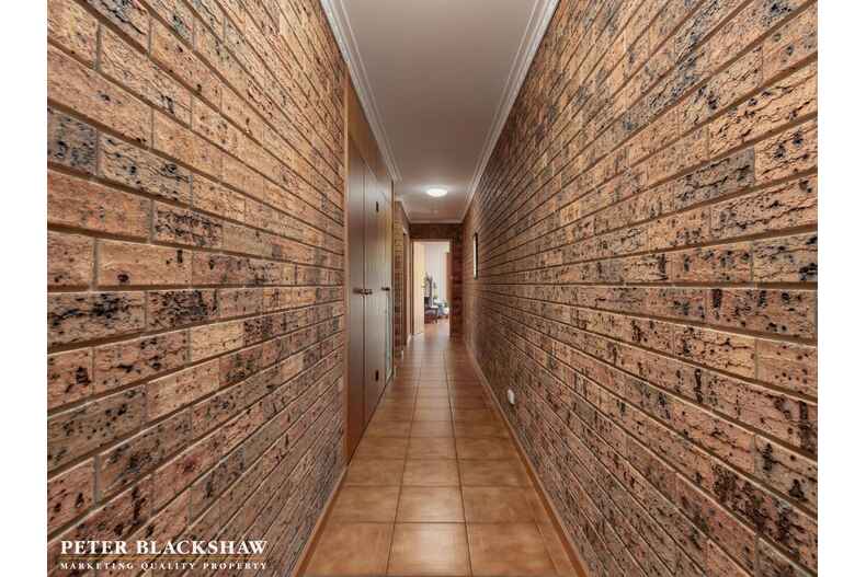 8 Macalpine Close Mckellar 8 Macalpine Close Mckellar