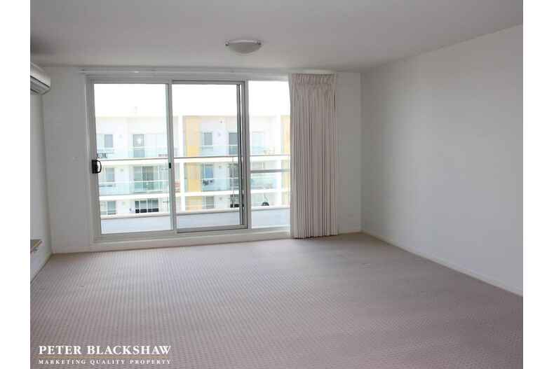 66/68-72 College Street Belconnen