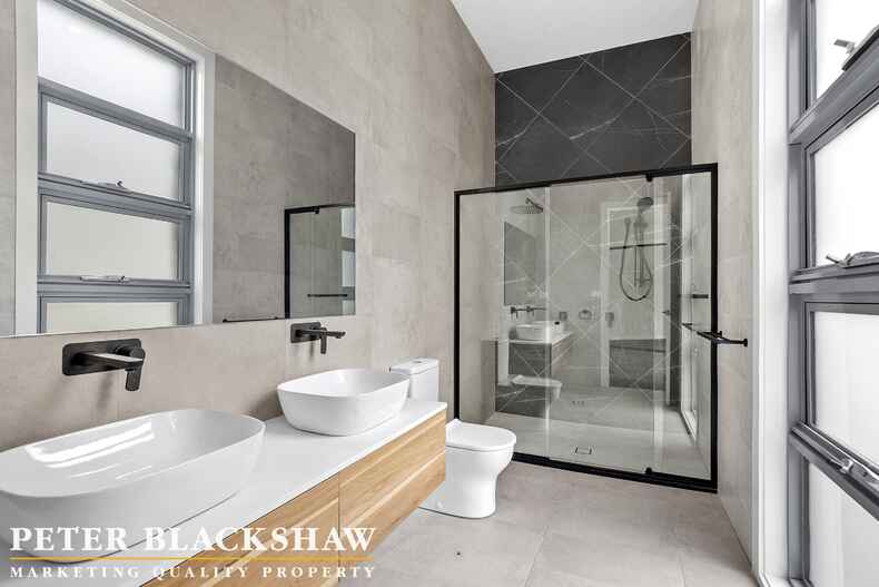 28 Tanumbirini Street Hawker