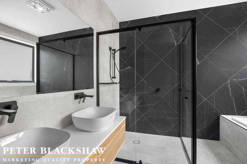 28 Tanumbirini Street Hawker