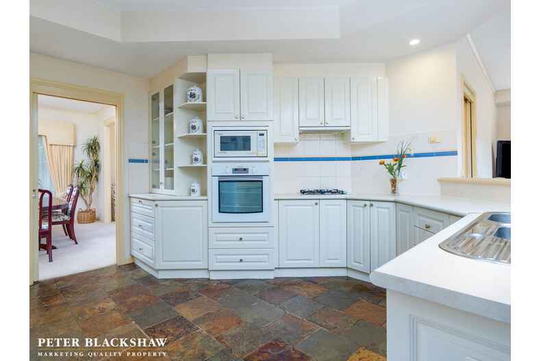 18/10 Taronga Place O'Malley 18/10 Taronga Place O'Malley